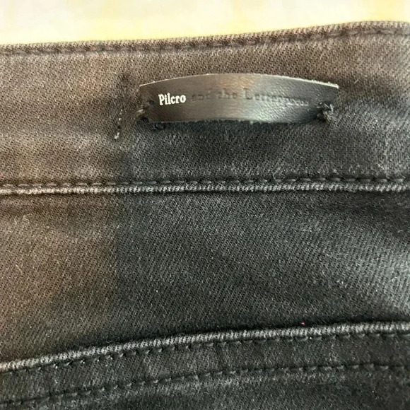 Pilcro Superscript Flare Black Jeans - Picture 7 of 12